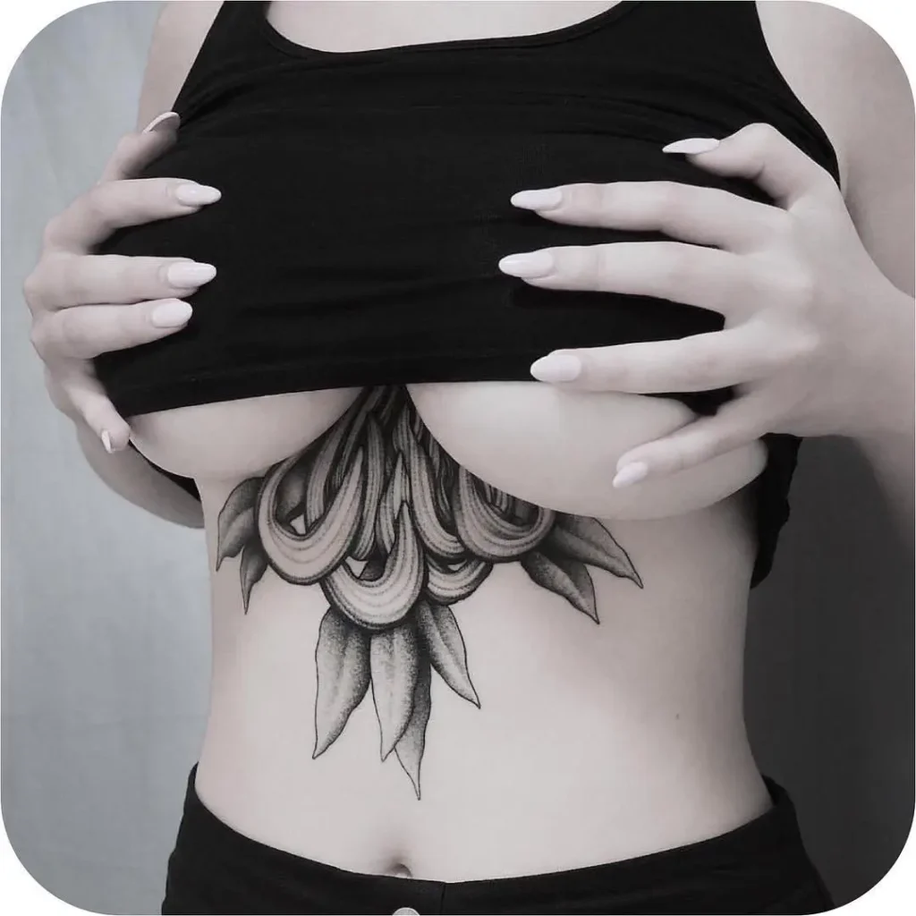 1. Curved Petal Flow