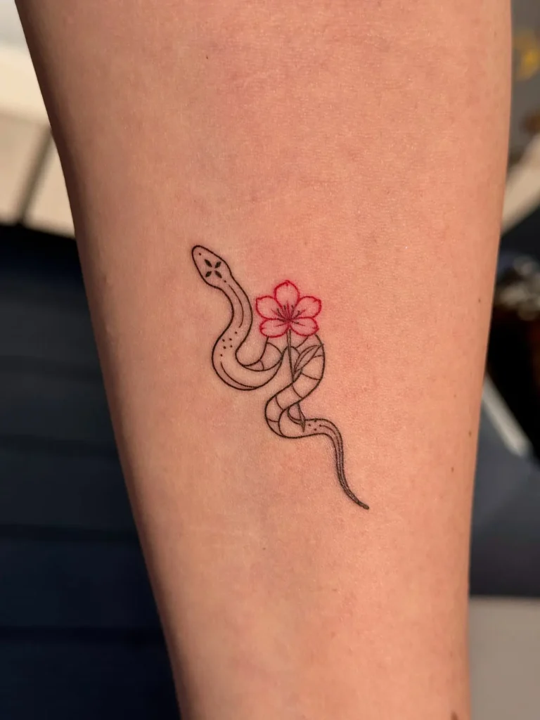13. Snake and Blossom Twist