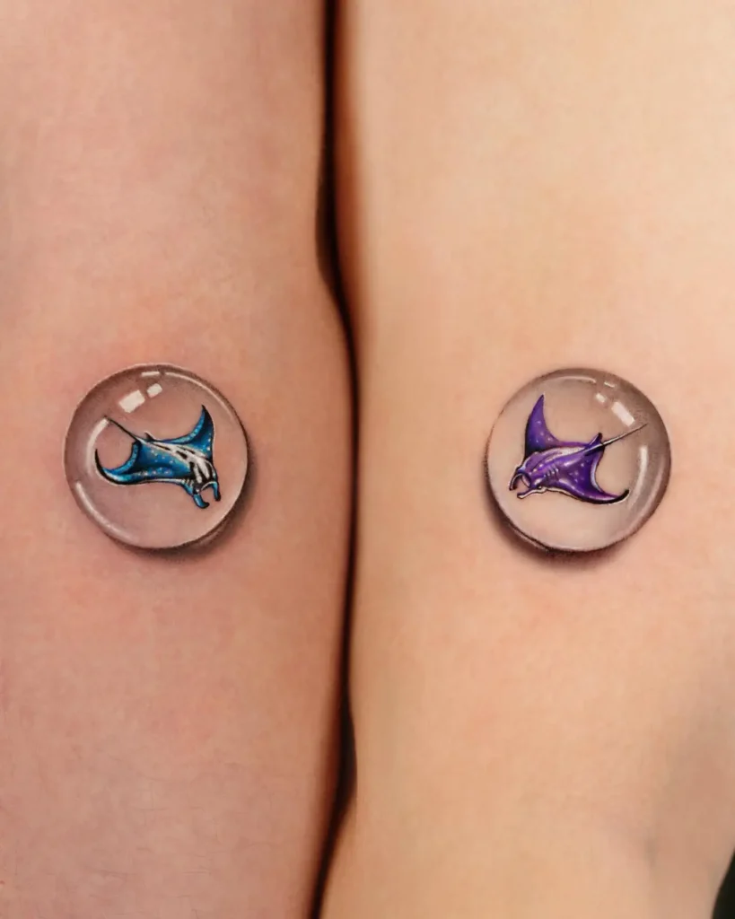 2. Manta Ray Bubble Bond
