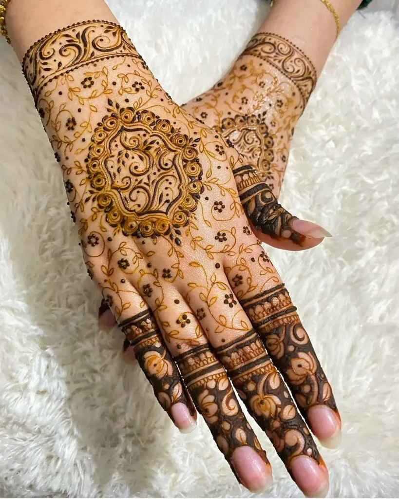 9. Ornate Oval Center Henna