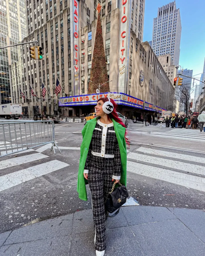 12. Tweed Power Look on a Festive City Stroll
